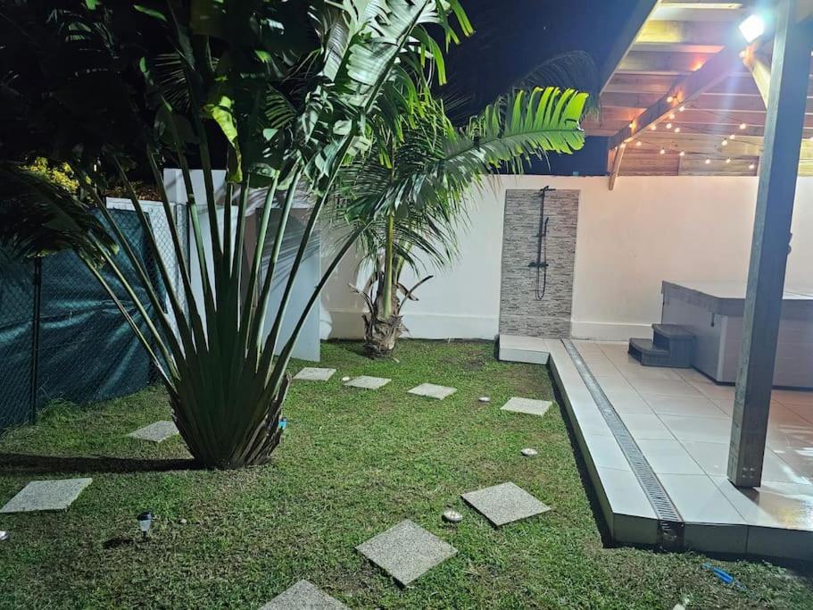 Sweet Colibri Apartment Saint-Pierre Екстериор снимка