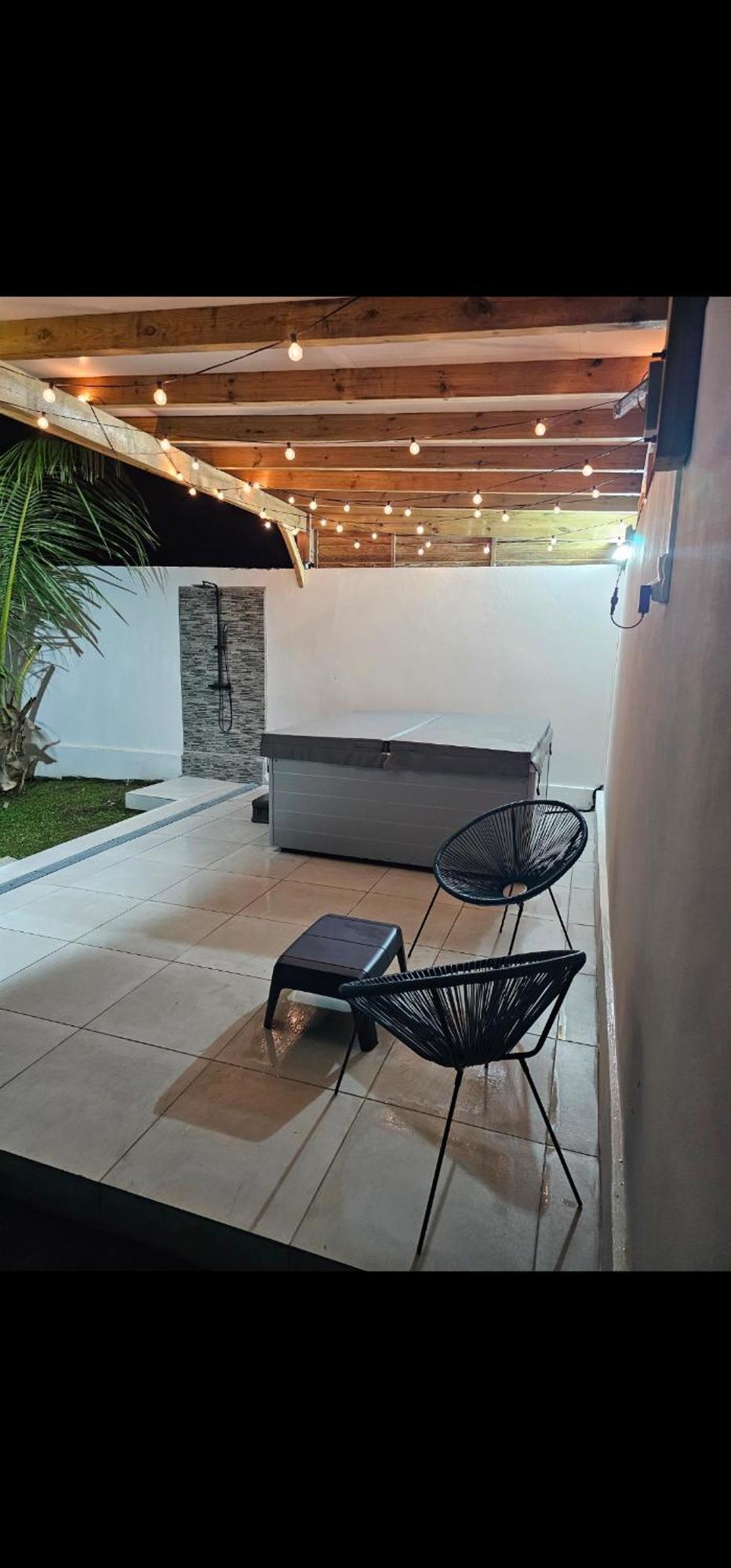 Sweet Colibri Apartment Saint-Pierre Екстериор снимка